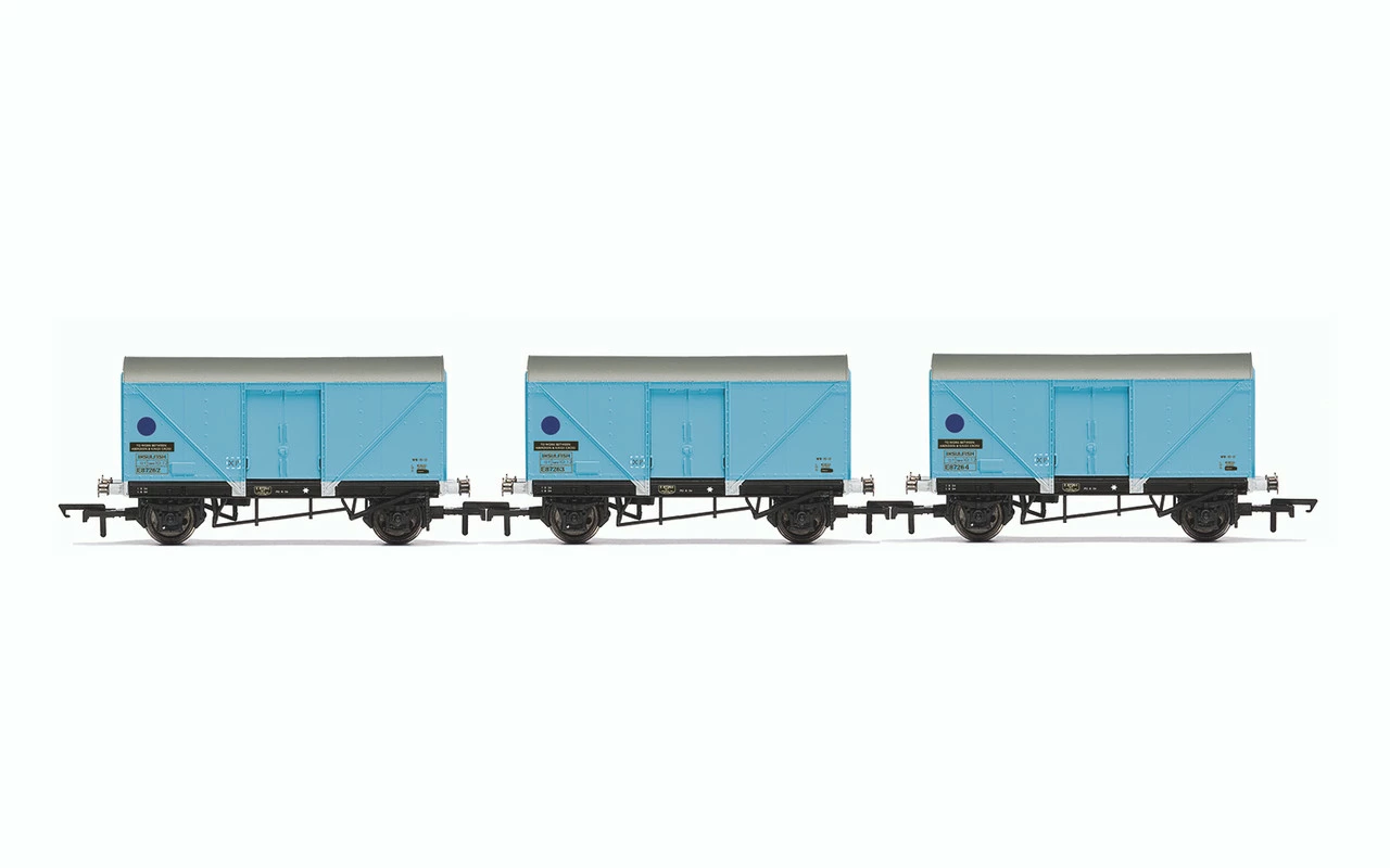 Hornby OO Gauge 12T Fish Van, Three Pack, BR - R60115 1 Hornby OO Gauge 12T Fish Van, Three Pack, BR - R60115