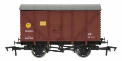 Dapol OO Gauge Banana Van Fyffes Bauxite Model Railway Wagon B881955 4F-016-121