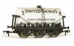Dapol OO Gauge Milk Tank United Dairies SR Model Wagon 4F-031-001