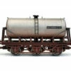 Dapol OO Gauge Milk Tanker Wagon Weathered 4F-031-132