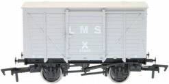 Dapol OO Gauge LMS Grey Ventilated Van Model Wagon 4F-011-040