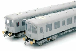 Heljan OO Gauge Class 104 2 Car DMU M53421/M53529 BR Blue Weathered 1455