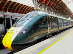 Kato N Gauge Class 800 010 Paddington Bear GWR 5 Car Train DCC Sound 10-1673S