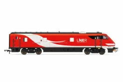 Hornby OO Gauge LNER, Mk4 DVT - Era 11 R40158