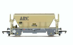 Hornby OO Gauge Tarmac Quarry Products, PGA Hopper - Era 8 R60215