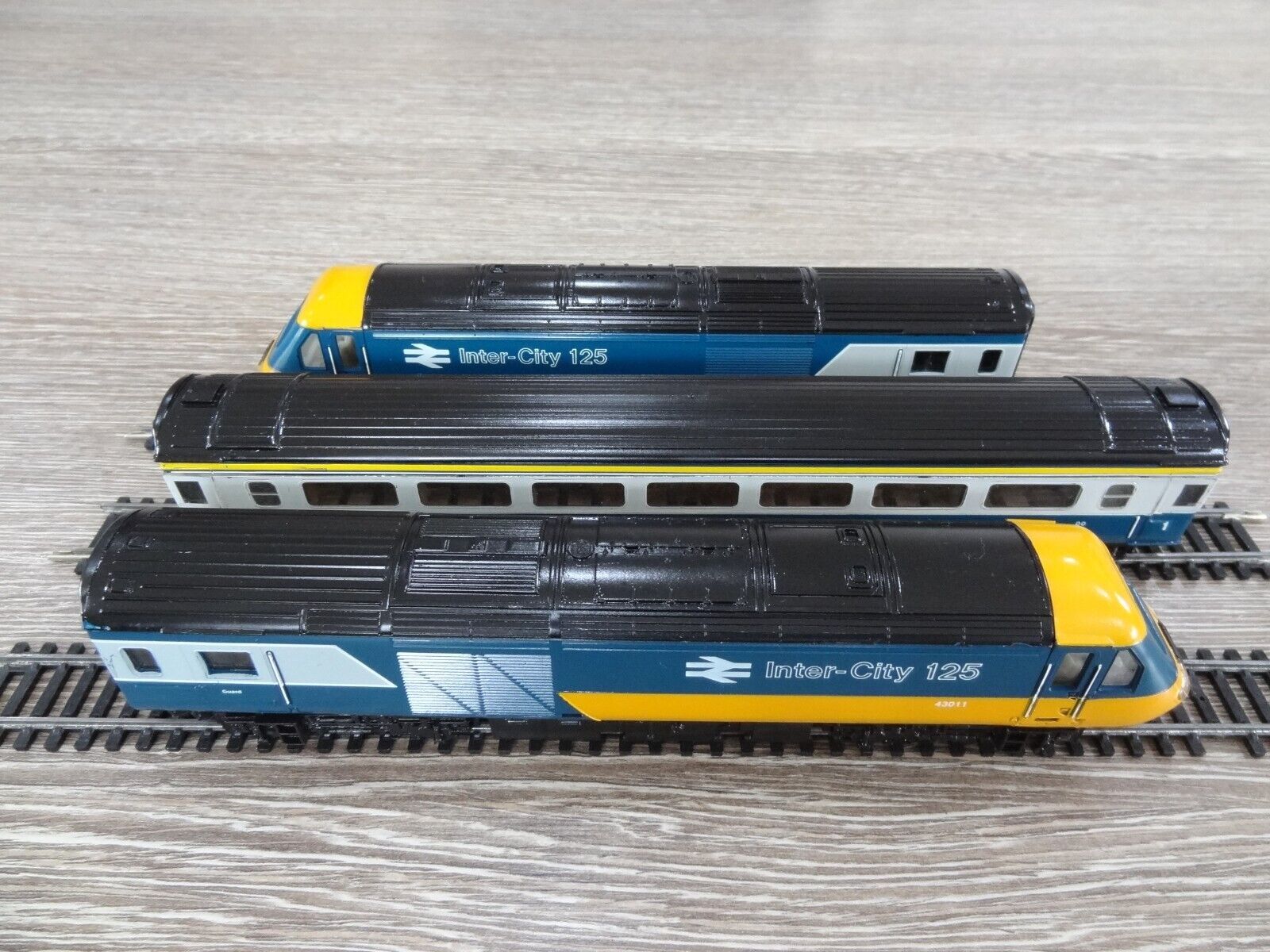 Front Page -Model Sales Shop s l1600